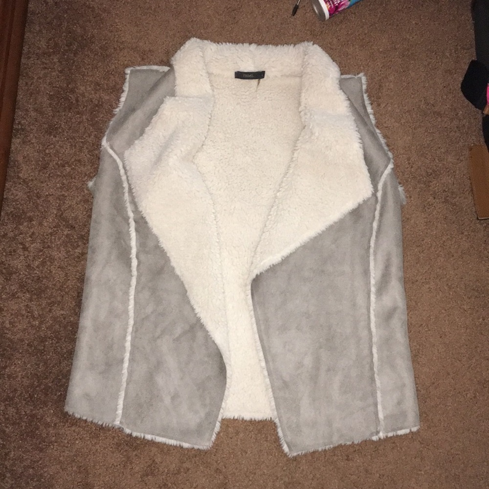 Suede and faux fur vest